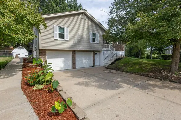 1909 Joy Circle, Excelsior Springs, MO 64024