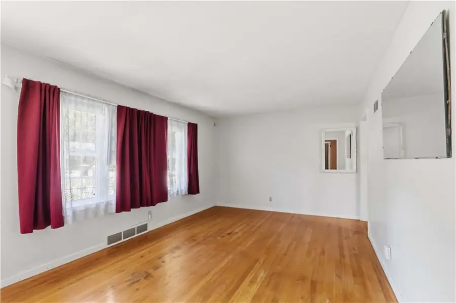 9643 Mcgee Street, Kansas City, MO 64114 - #3