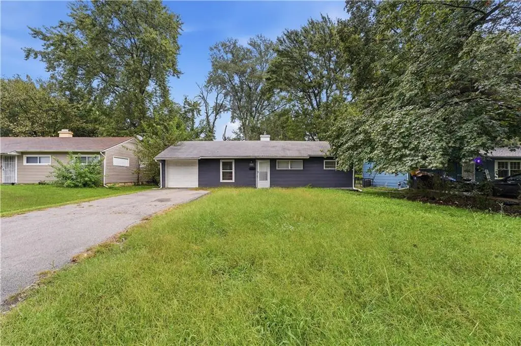 10923 Bennington Avenue, Kansas City, MO 64134 - #1