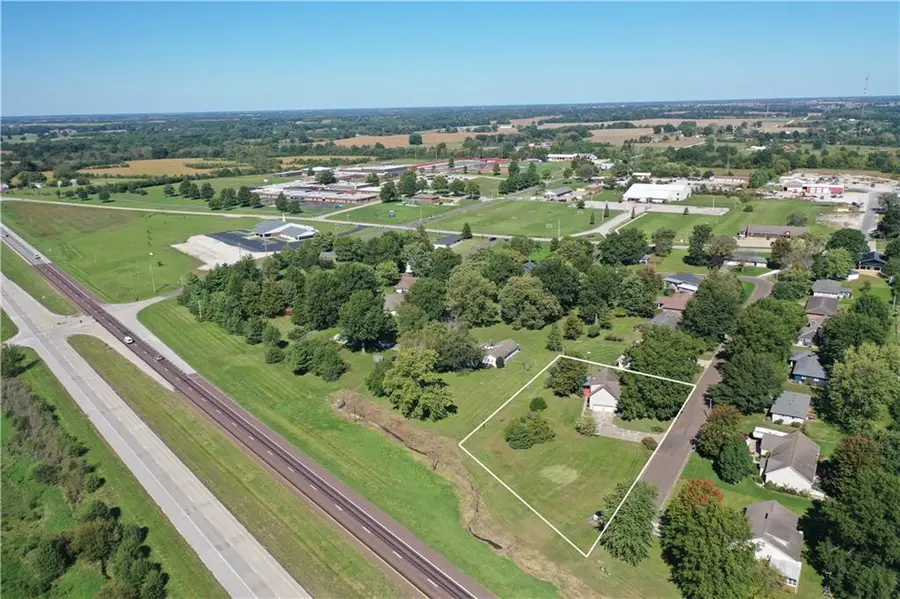 208 Markham Court, Brookfield, MO 64628 - #2