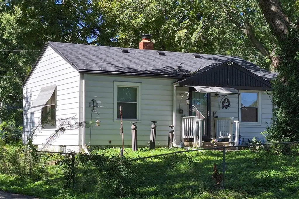 7000 Hunter Street, Raytown, MO 64133 - #1