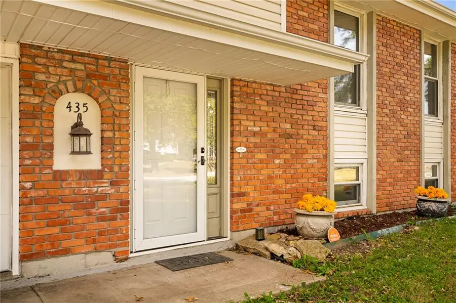 435 Kingsley Avenue, Liberty, MO 64068 - #2