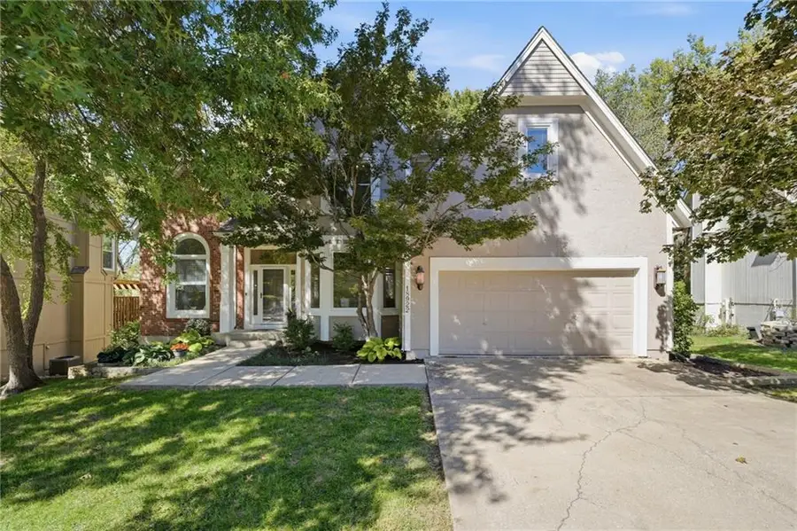 18922 W 117th Street, Olathe, KS 66061 - #2