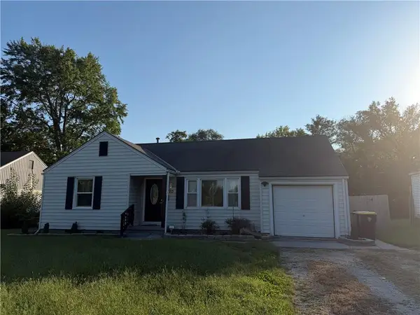 7715 Sni A Bar Road, Kansas City, MO 64129