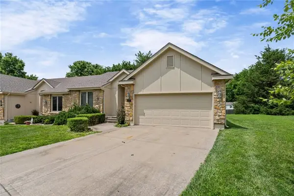 510 NW Ashurst Place, Lee's Summit, MO 64081