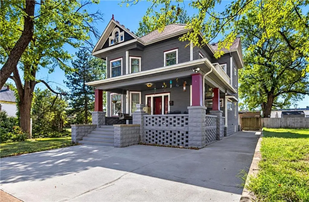 1818 Clark Avenue, Parsons, KS 67357 - #1