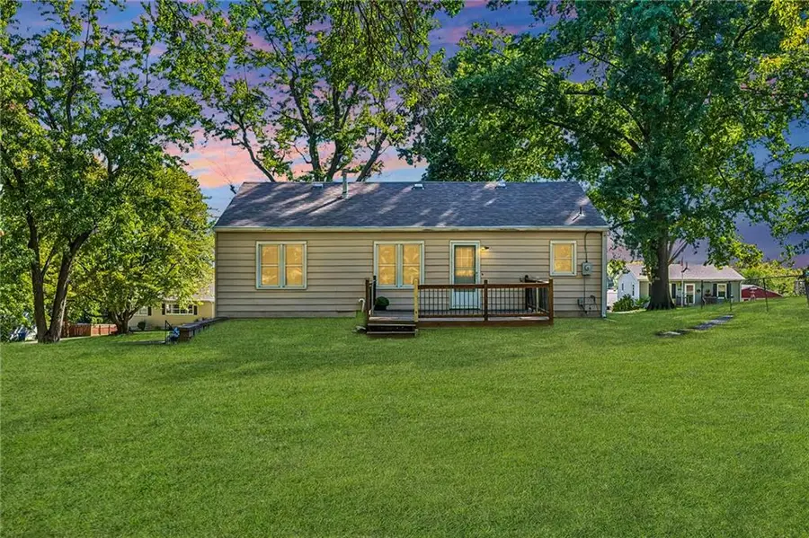 1024 Orchard Avenue, Liberty, MO 64068 - #3