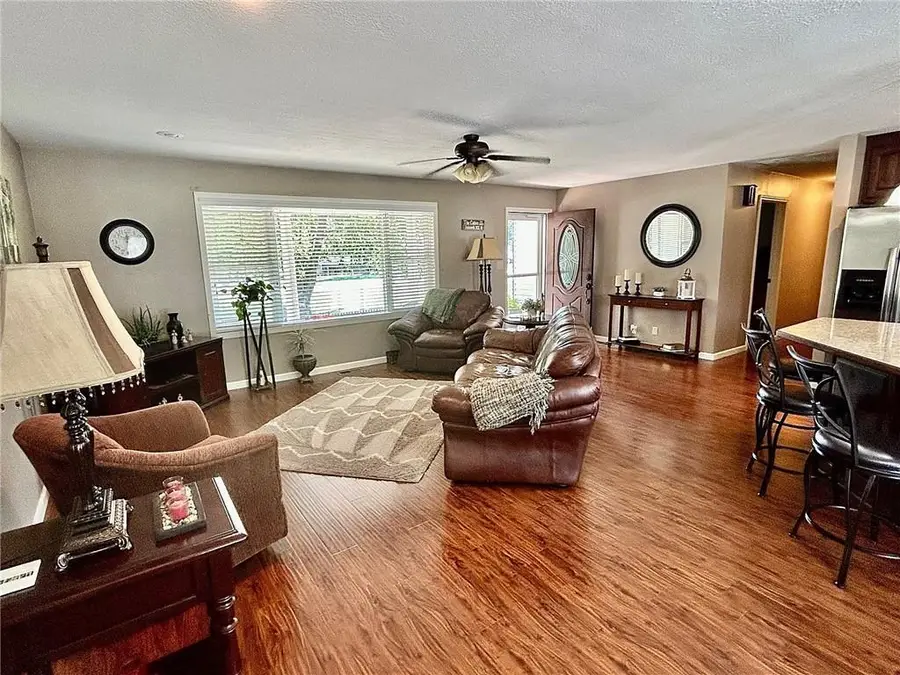 111 Woodcliffe Drive, Oswego, KS 67356 - #3