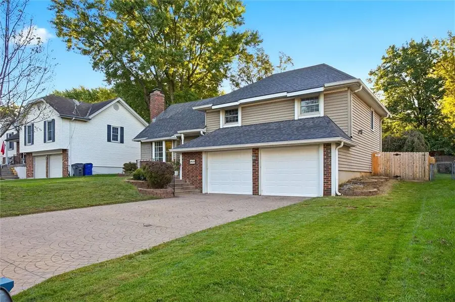 13929 S Summertree Lane, Olathe, KS 66062 - #3