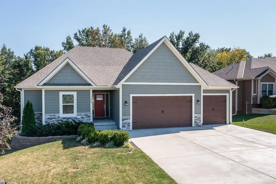 12809 Hubbard Road, Kansas City, KS 66109 - #2