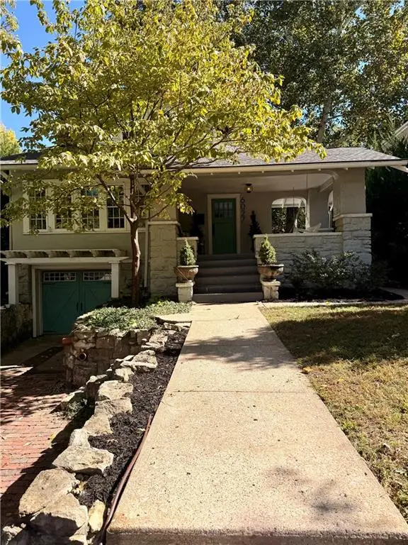 6027 Brookside Boulevard, Kansas City, MO 64113 - #1