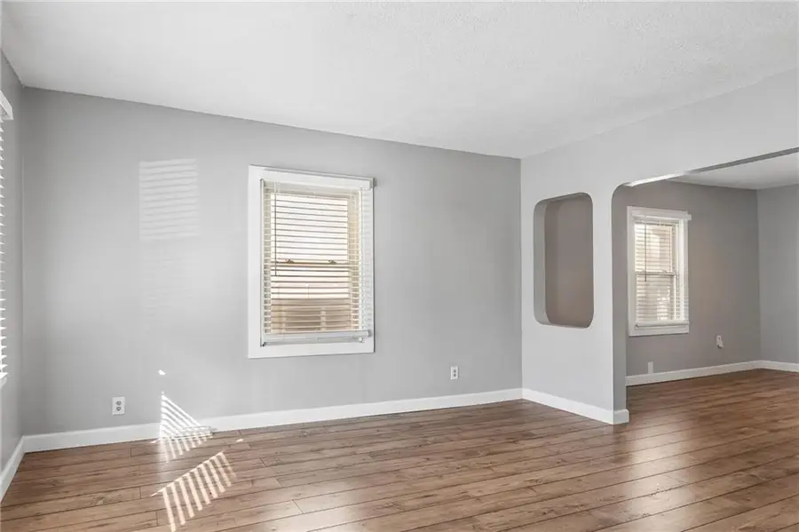 3002 W 44th Avenue, Kansas City, KS 66103 - #3