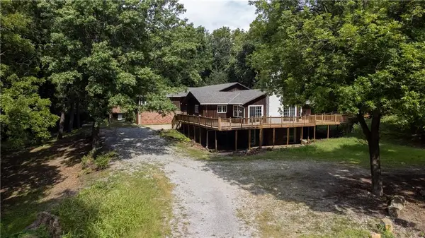 3802 Christine Drive, St Joseph, MO 64503