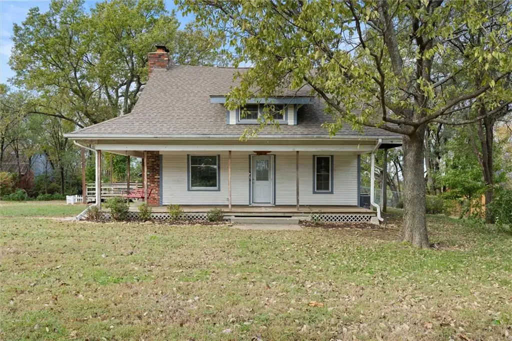 2333 SE Tecumseh Road, Tecumseh, KS 66542 - #1