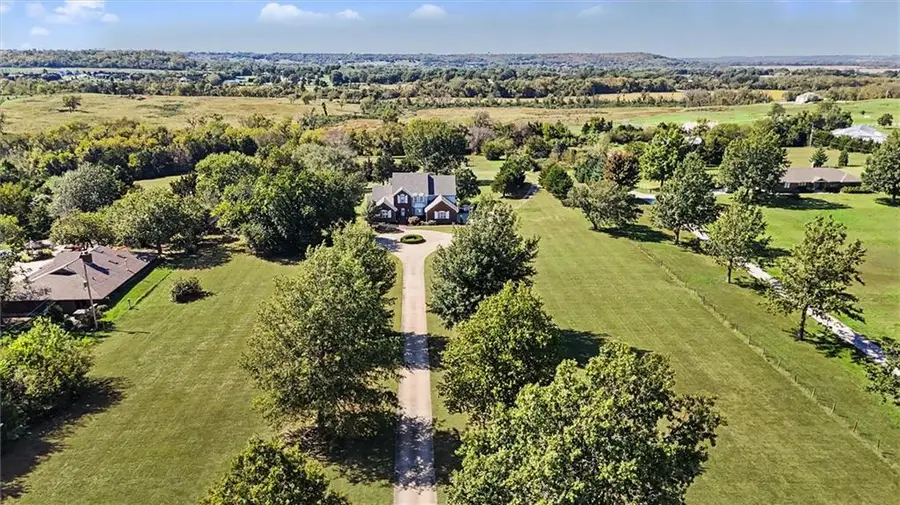 1071 E 1400 Road, Lawrence, KS 66046 - #3