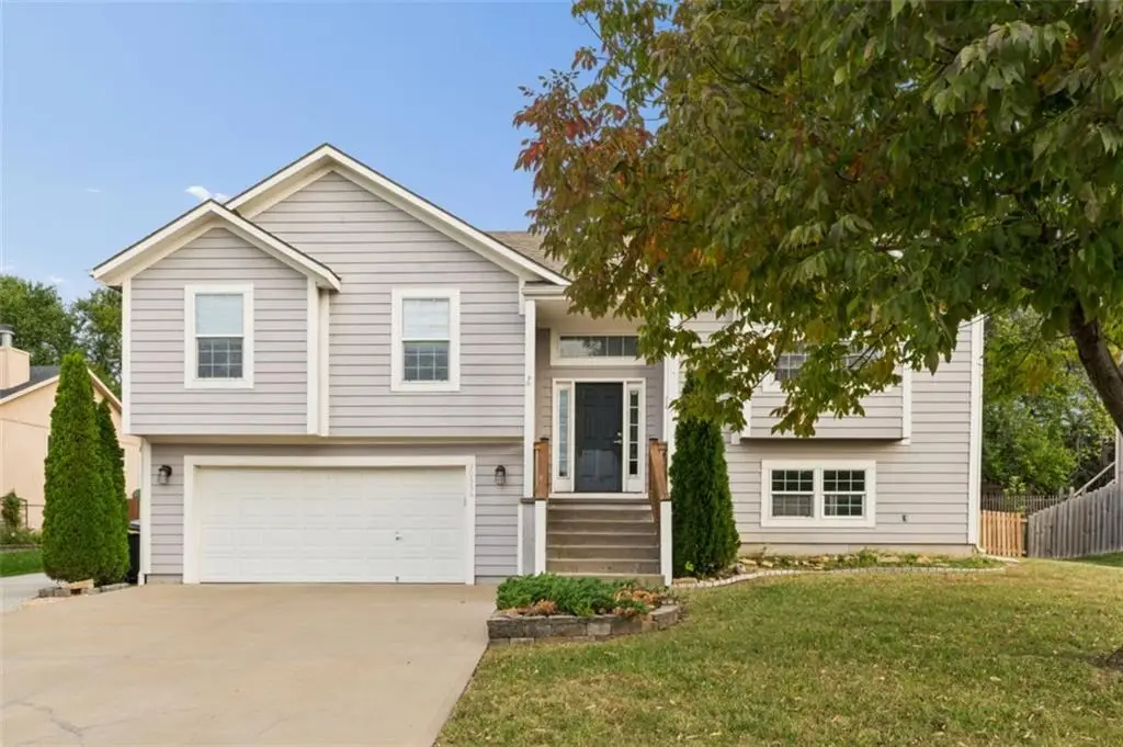 20556 W 220th Terrace, Spring Hill, KS 66083 - #1