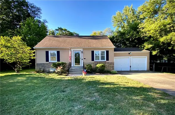 1231 W 79th Street, Kansas City, MO 64114