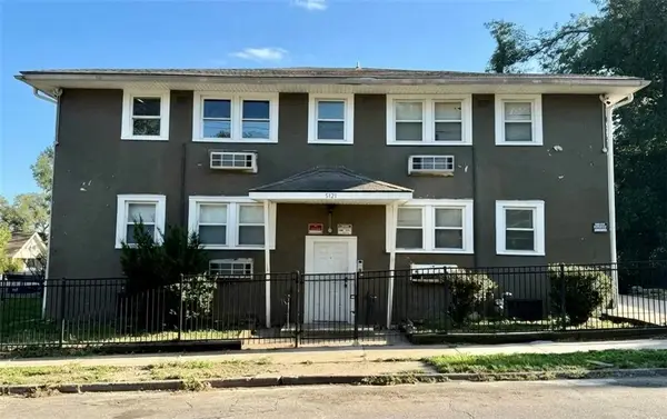 5121 Thompson Avenue, Kansas City, MO 64124