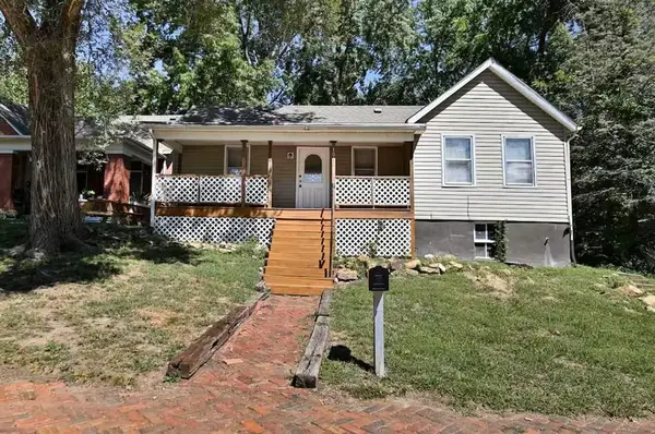 1013 Kearney Street, Atchison, KS 66002