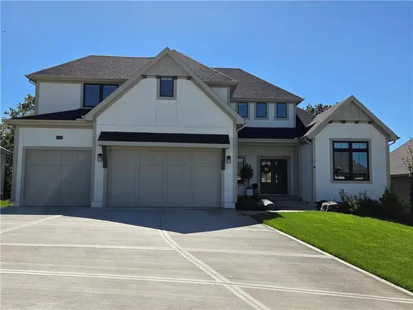 9367 W 170 Terrace, Overland Park, KS 66085