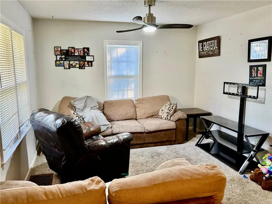 10501 E 27th Terrace S, Independence, MO 64052 - #2