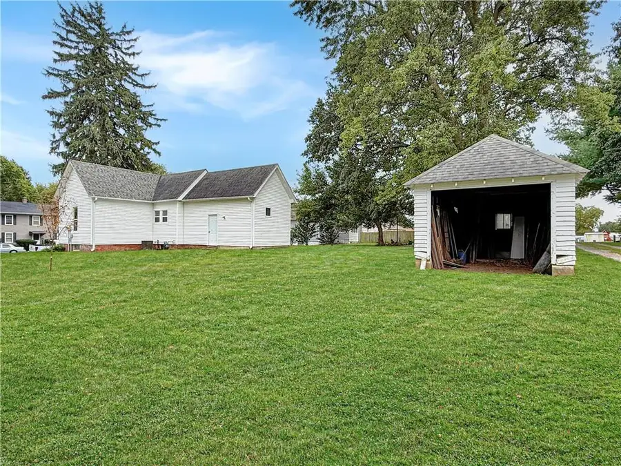 1100 Walnut Street, Higginsville, MO 64037 - #3