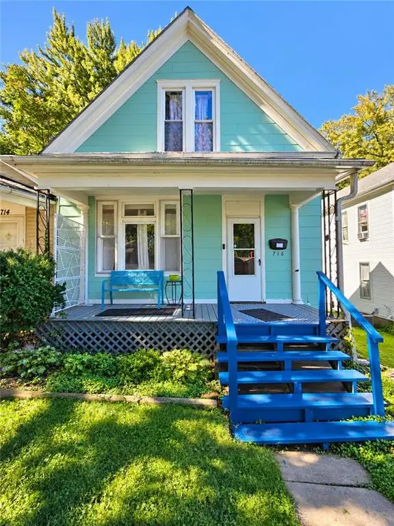 716 N 24th Street, St Joseph, MO 64506