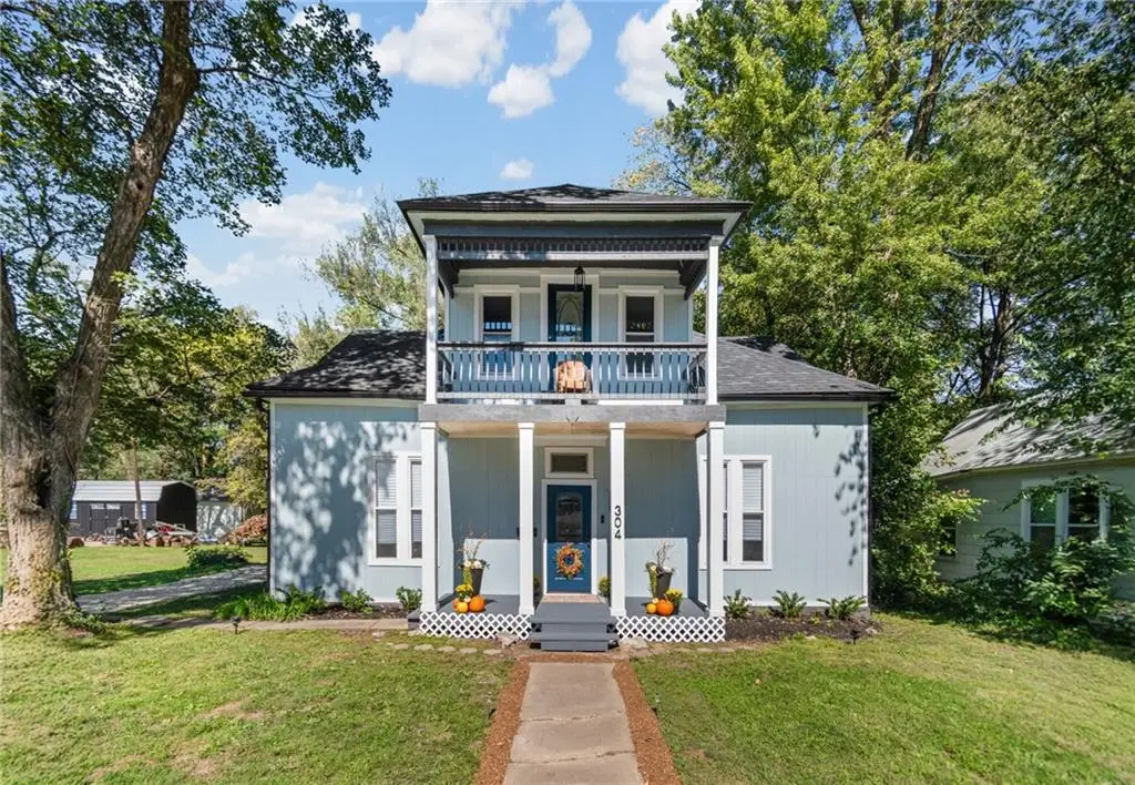 304 W Royle Street, Richmond, MO 64085 - #1