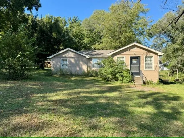 10020 W 51st Street, Merriam, KS 66203 - #1
