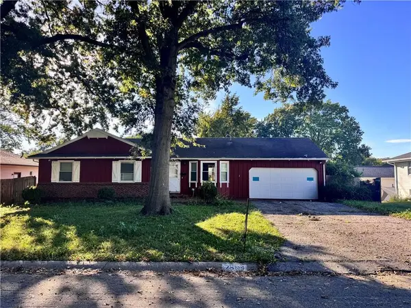 7504 Maple Lane, Raytown, MO 64138