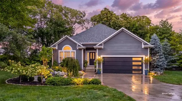 13725 Pembroke Circle, Leawood, KS 66224