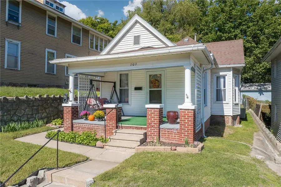 703 Mcdonald Street, Saint Joseph, MO 64505 - #2