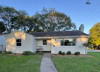7900 Pennsylvania Avenue, Kansas City, MO 64114