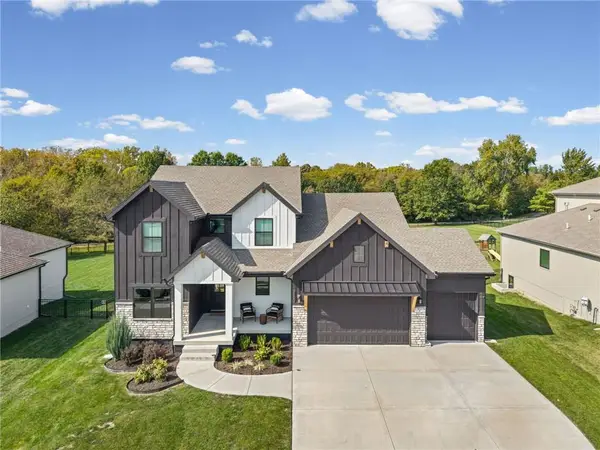 2102 Foxtail Drive, Kearney, MO 64060