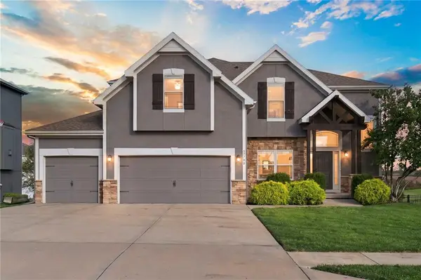 17700 NW 130th Terrace, Platte City, MO 64079