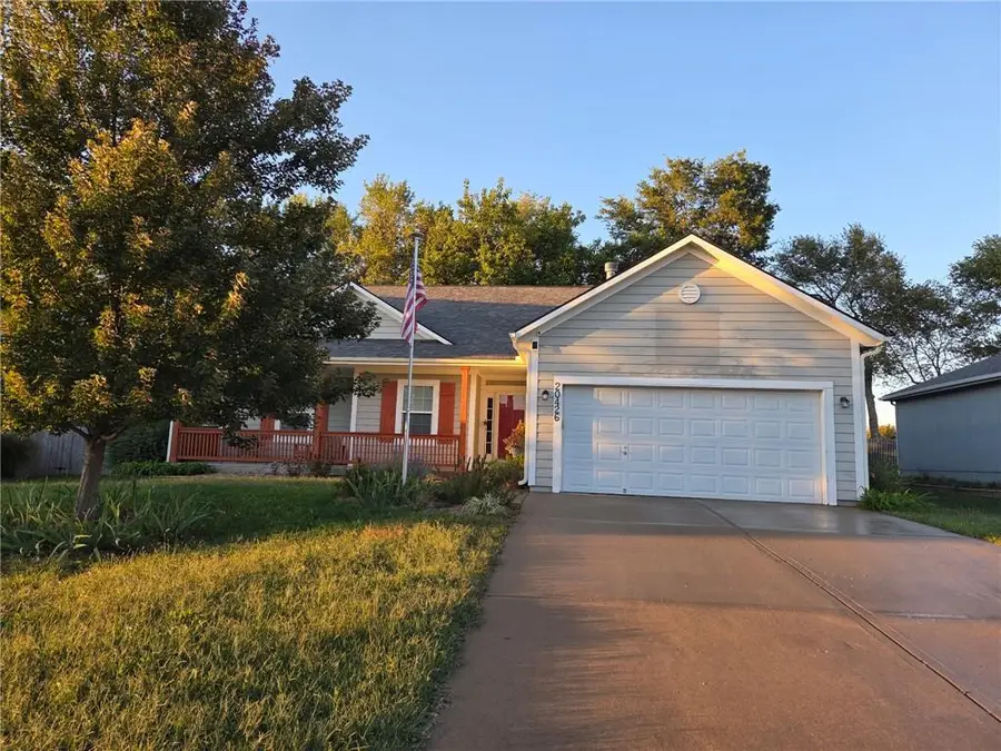 20426 W 220th Terrace, Spring Hill, KS 66083 - #2