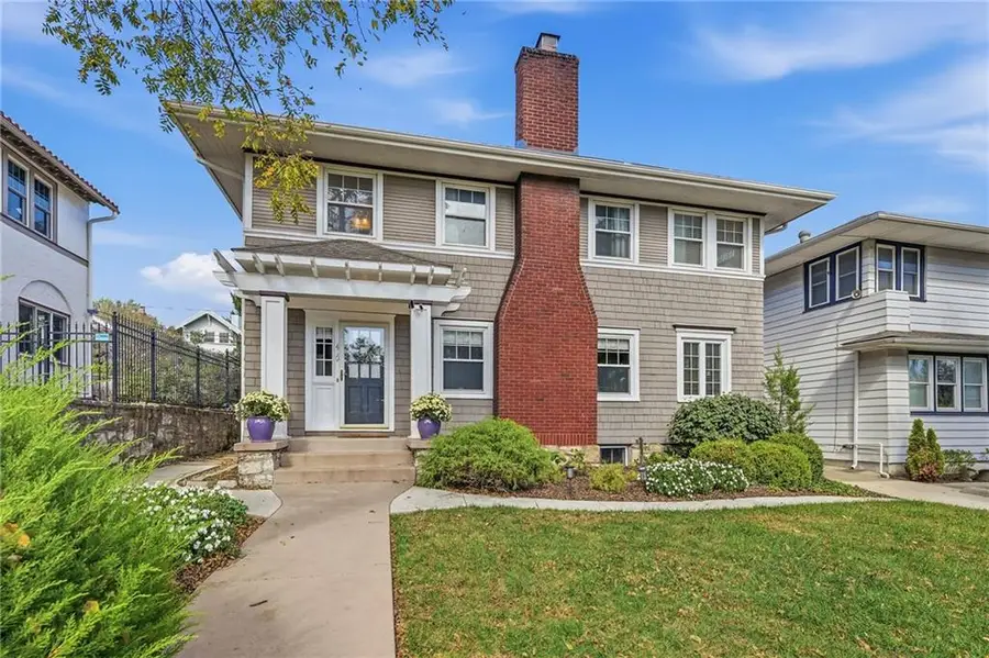 410 Huntington Road, Kansas City, MO 64113 - #2