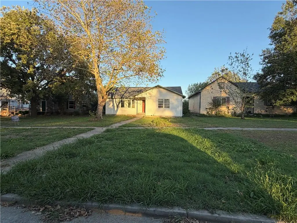 704 N 9th Street, Independence, KS 67301 - #1