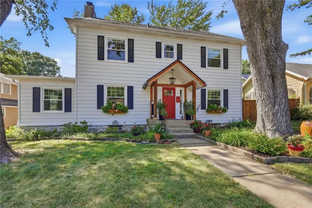 6124 Oak Street, Kansas City, MO 64113 - #1