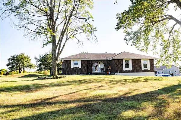 11409 E 261st Street, Peculiar, MO 64078