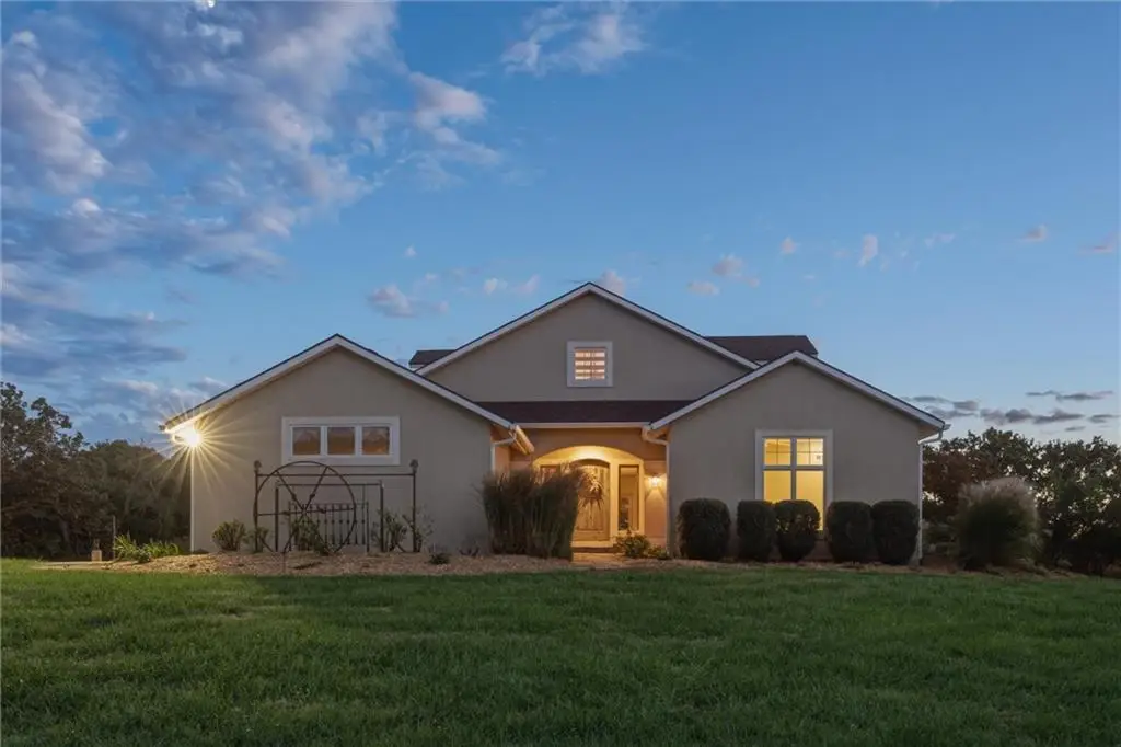 560 E. 1909 Road, Baldwin City, KS 66006 - #1
