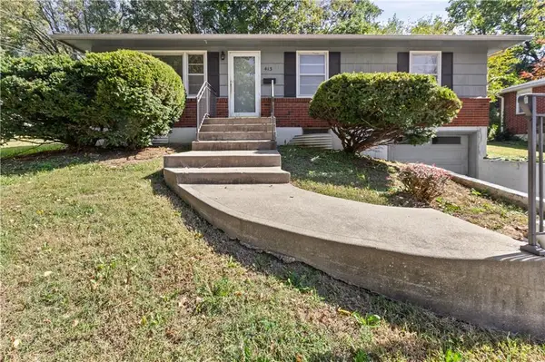 413 Maple Street, Liberty, MO 64068