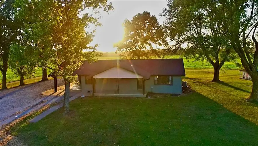 390 NW H Highway, Warrensburg, MO 64093 - #2