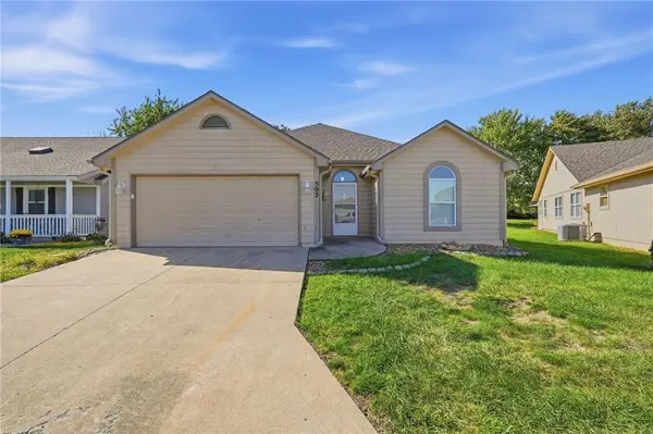 502 S Saturn Drive, Raymore, MO 64083