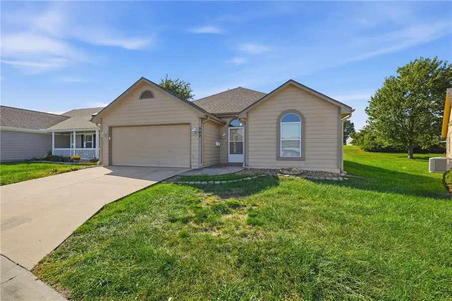 502 S Saturn Drive, Raymore, MO 64083 - #2
