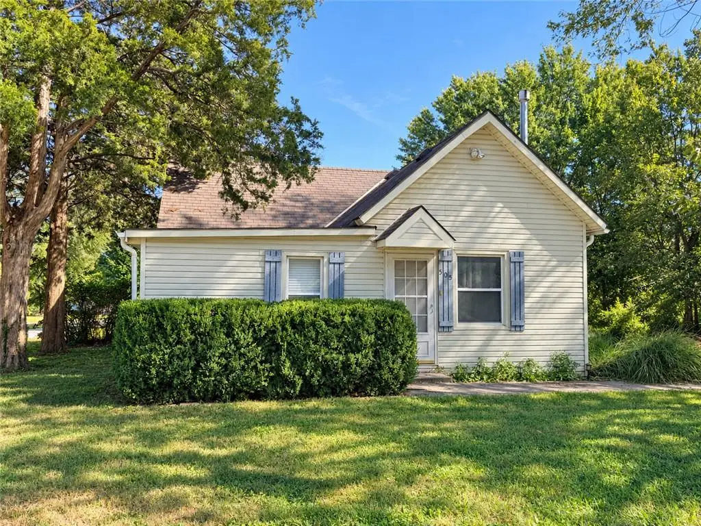 505 2nd Avenue, Greenwood, MO 64034 - #1