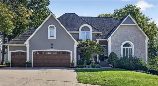 5449 NE Northgate Crossing, Lee's Summit, MO 64064