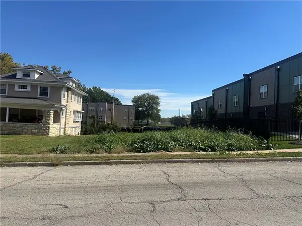 2737 Forest Avenue, Kansas City, MO 64109