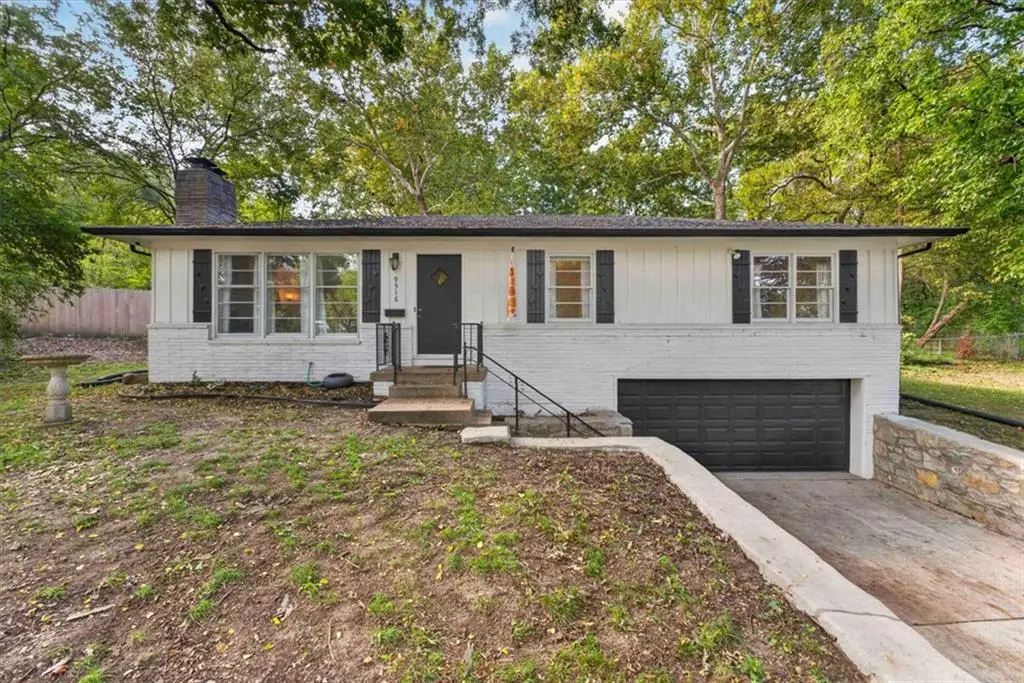 9516 Wyandotte Street, Kansas City, MO 64114 - #1