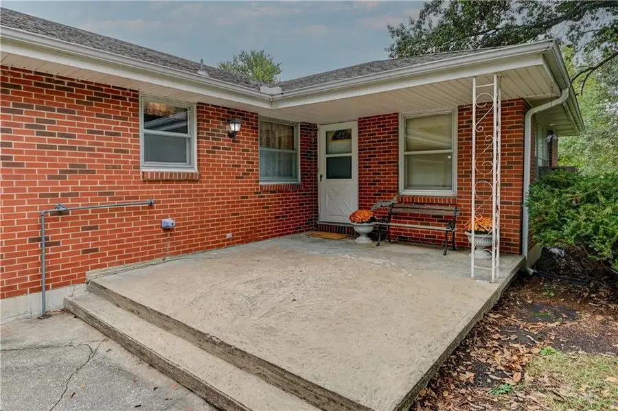 306 N 4th Street, Trimble, MO 64492 - #2